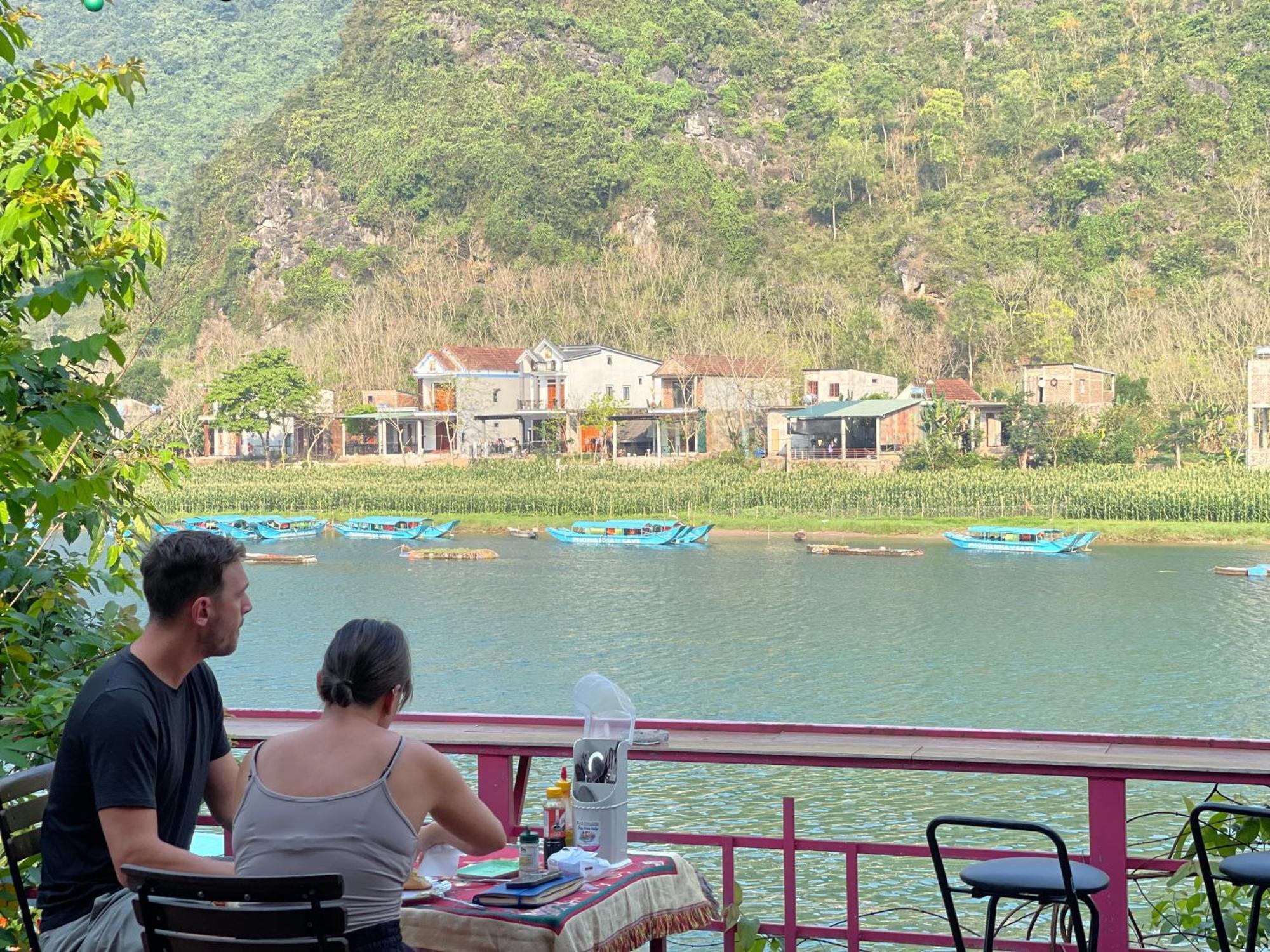 Cornflower Homestay Phong Nha Exterior photo