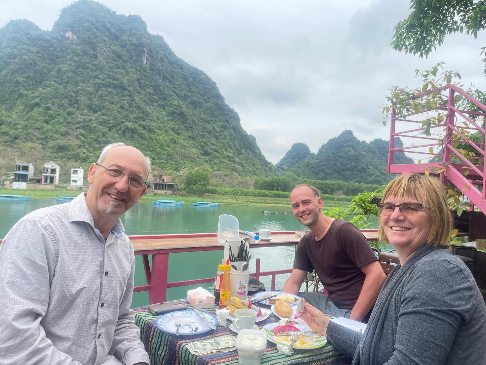 Cornflower Homestay Phong Nha Exterior photo