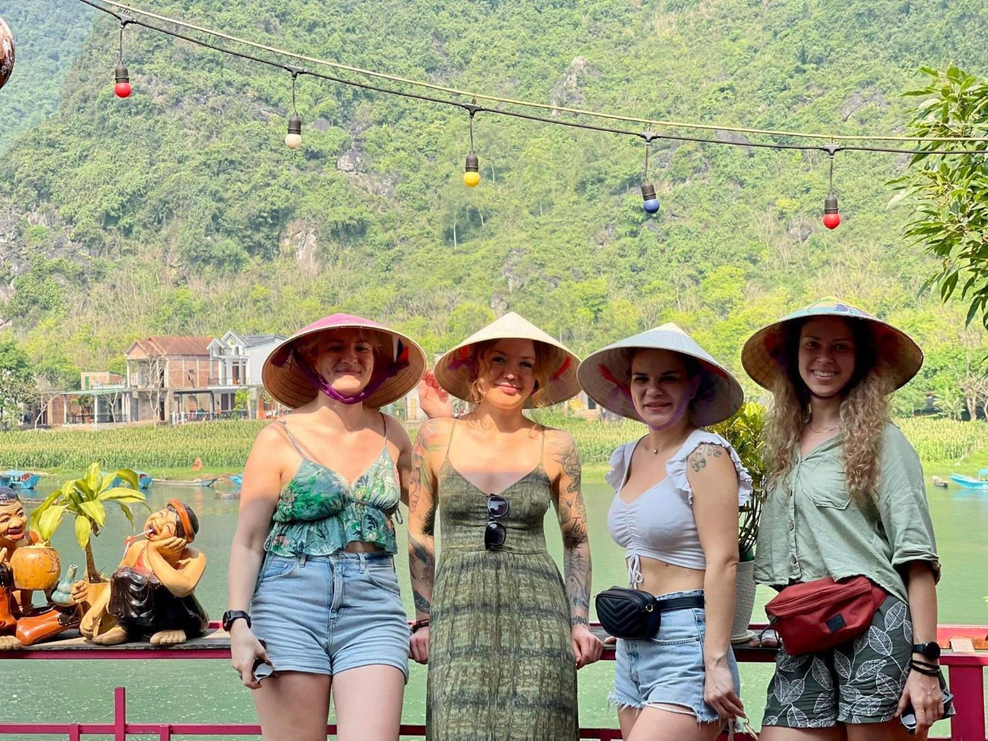 Cornflower Homestay Phong Nha Exterior photo